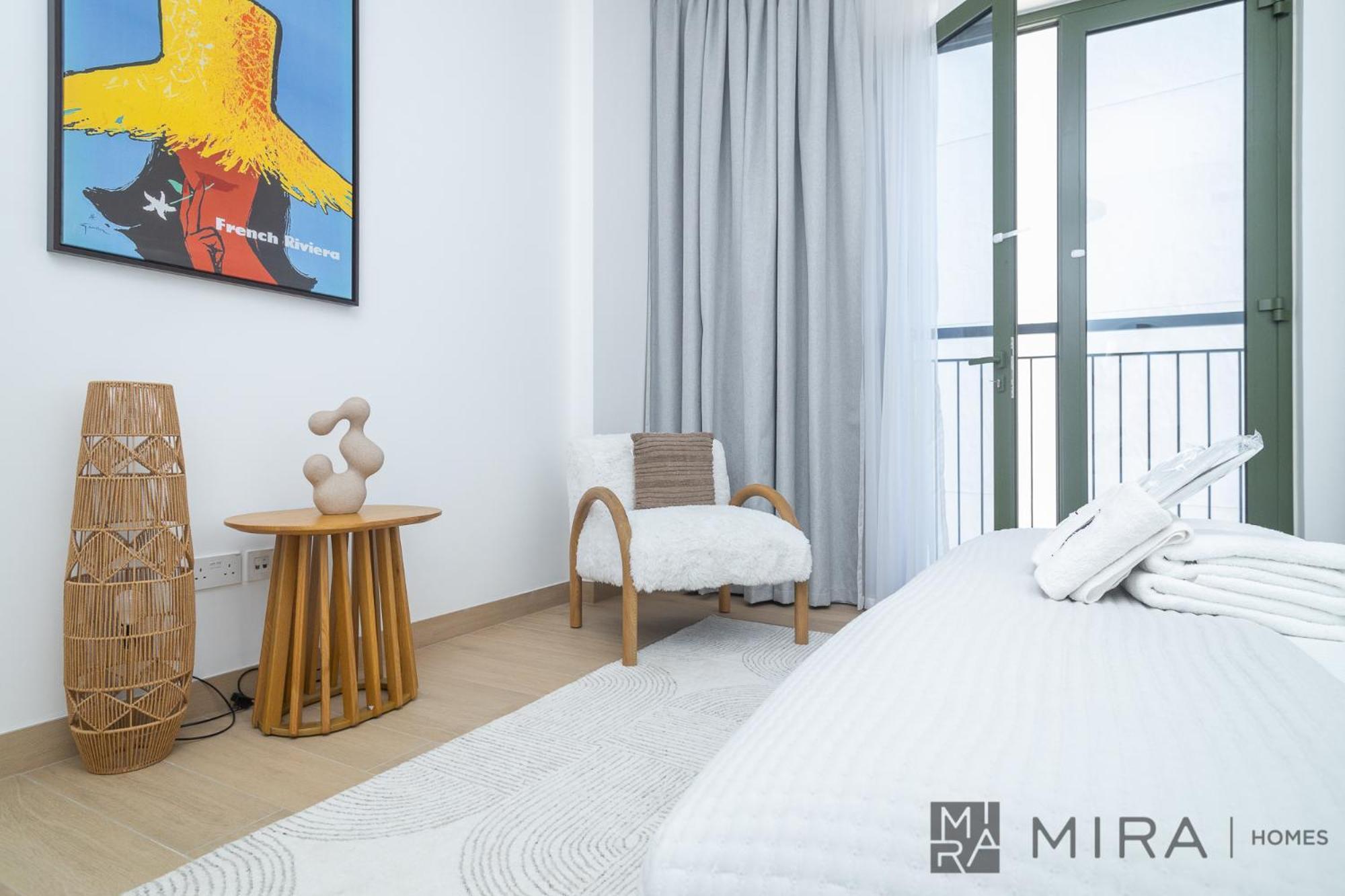 Mira Homes -cosy 2 Bhk With Marina View